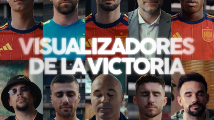 Cervezas Victoria y Magnific convierten a la afición de La Roja en protagonista de un vídeo generado con IA